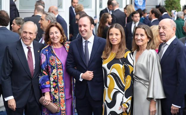 Imagen. Elegancia en la alfombra azul de los Premios Princesa