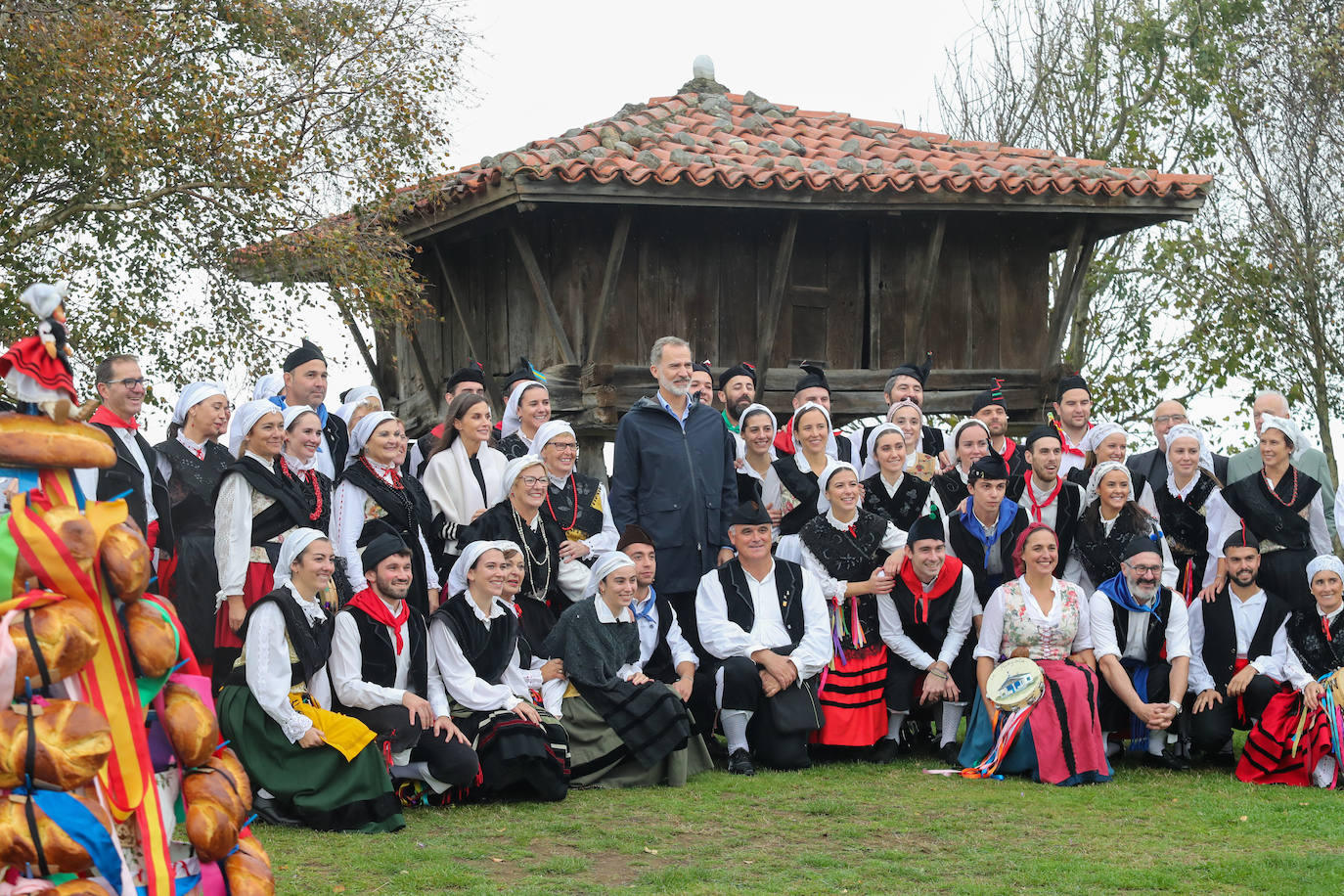 Fotos: Cadavedo, Pueblo Ejemplar y entregado en la visita de los Reyes