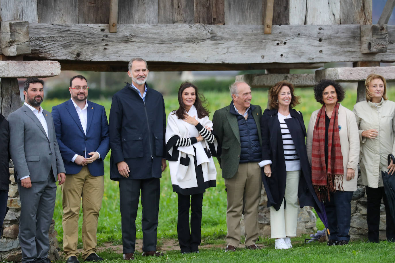 Fotos: Cadavedo, Pueblo Ejemplar y entregado en la visita de los Reyes