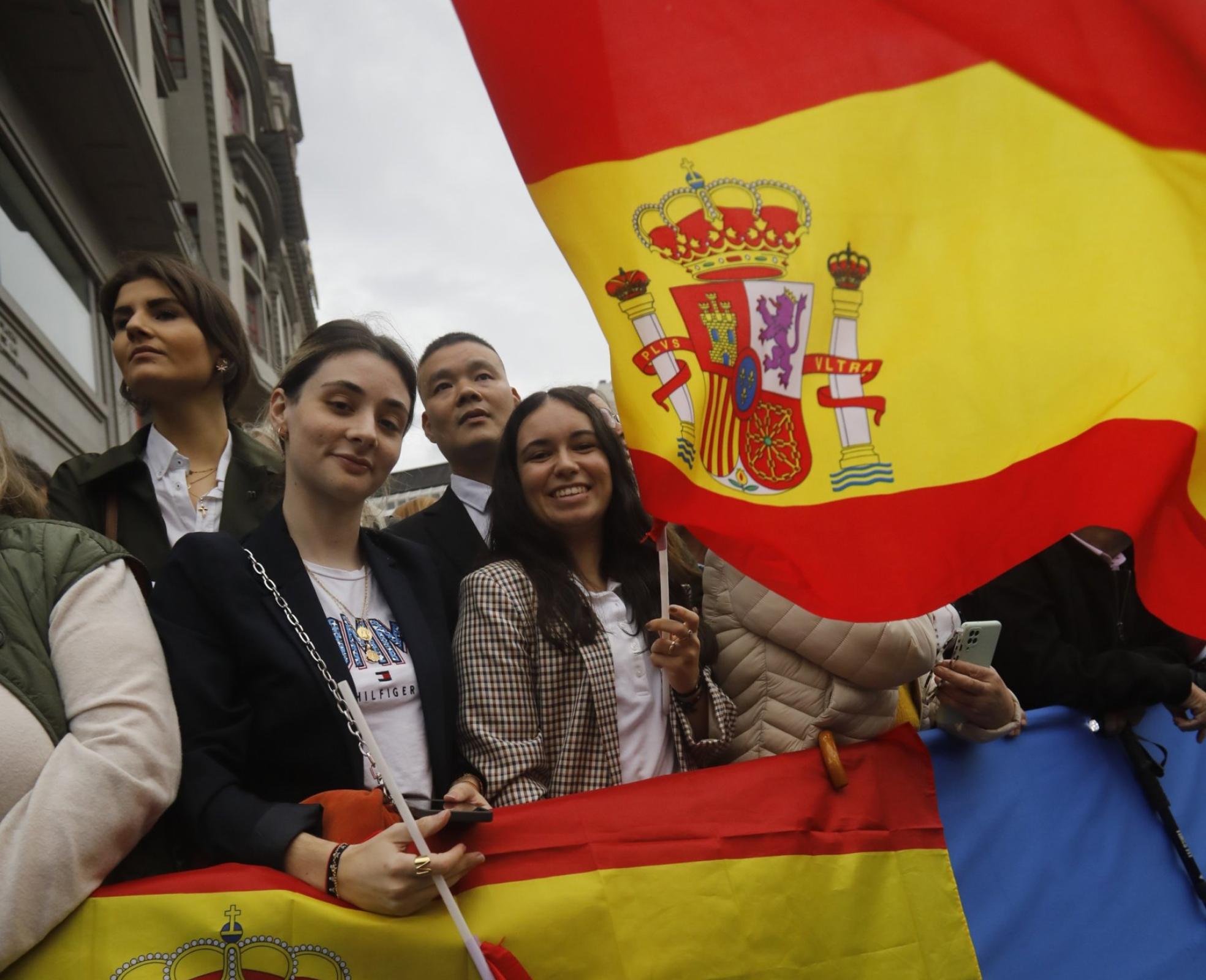 María Patrón y Nerea Alonso, en primera fila.