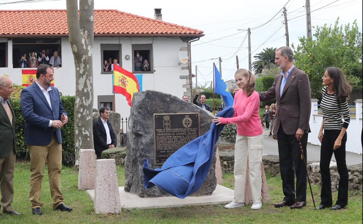 Los Reyes y la Princesa Leonor visitan Cadavedo, Pueblo Ejemplar 2022.