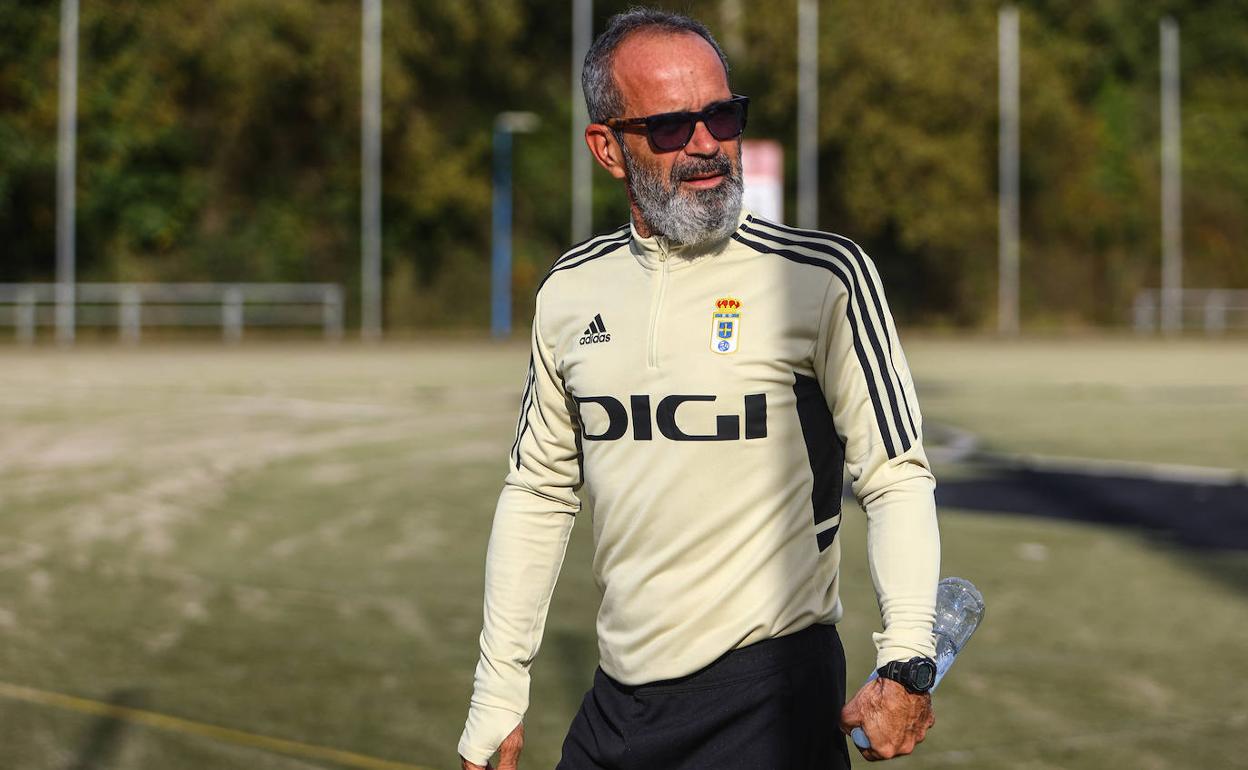 El entrenador del Real Oviedo.