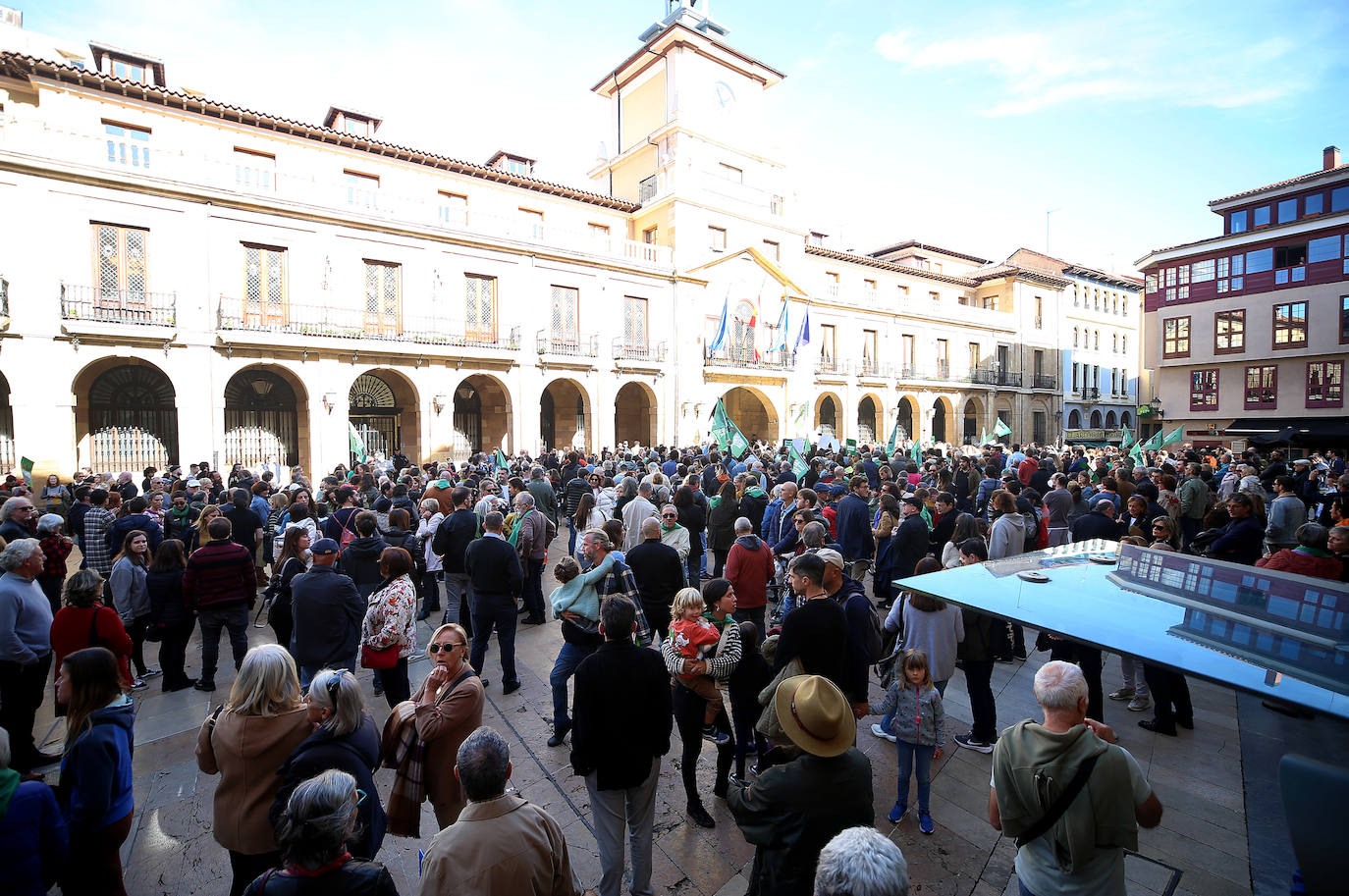 Fotos: «No nos pueden arrebatar La Vega, no lo podemos consentir»