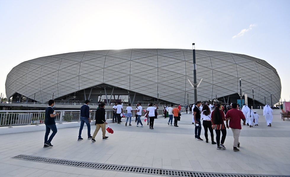 Espacio exterior del estadio de la Ciudad de la Educación, durante un partido en diciembre de 2021.