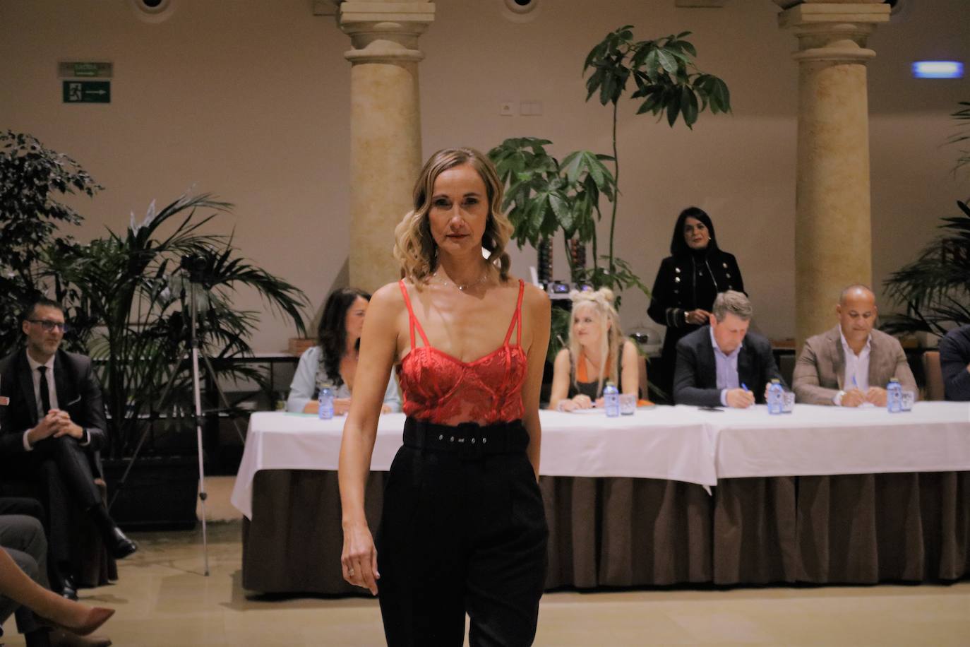 Fotos: Concurso de belleza Royal Spain en Tineo