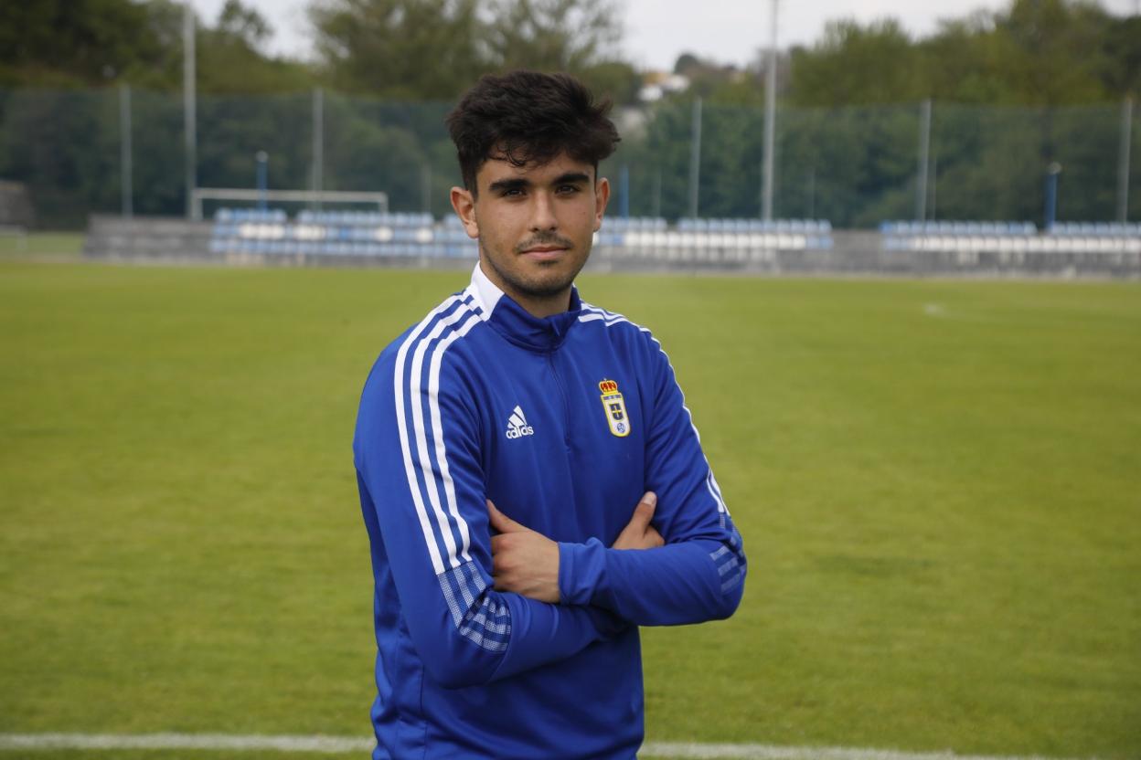 El canterano Mangel puede estrenar titularidad con el primer equipo en Torrelavega. 