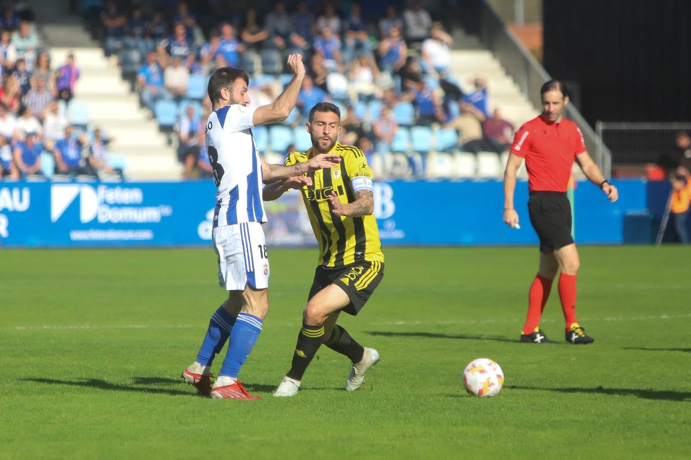 Fotos: Las mejores jugadas del Gimnástica-Real Oviedo