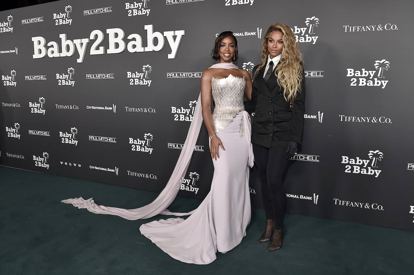 Fotos: Los mejores looks de la gala &#039;Baby2Baby&#039; de Kim Kardashian