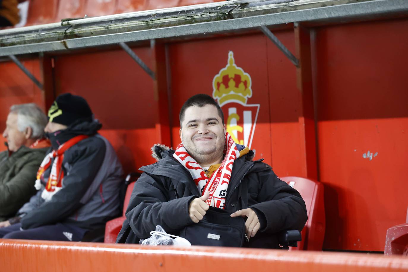 Fotos: ¿Estuviste en el Sporting - Leganés? ¡Búscate!