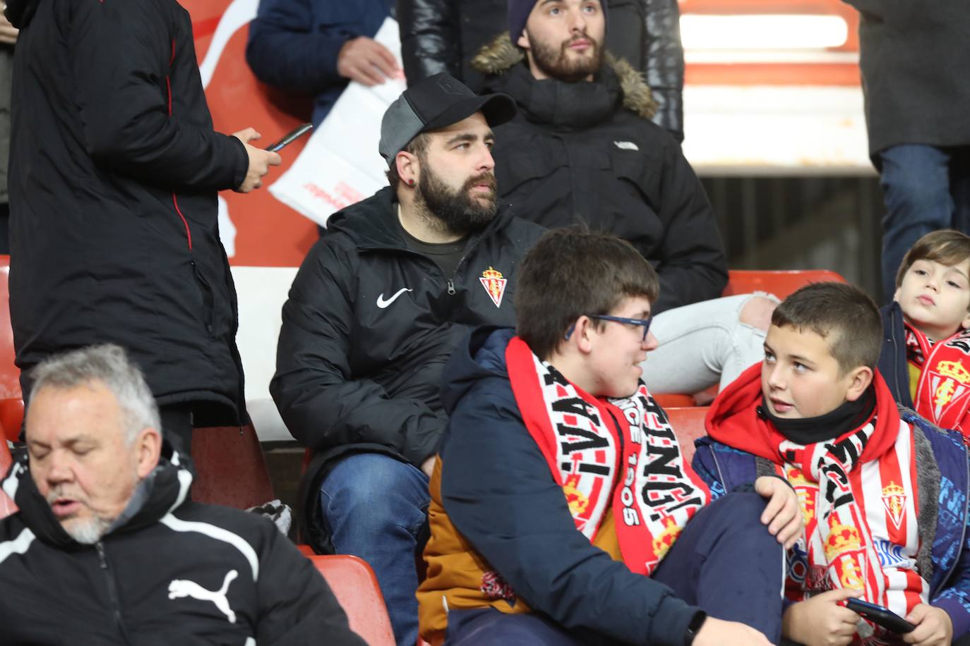 Fotos: ¿Estuviste en el Sporting - Leganés? ¡Búscate!