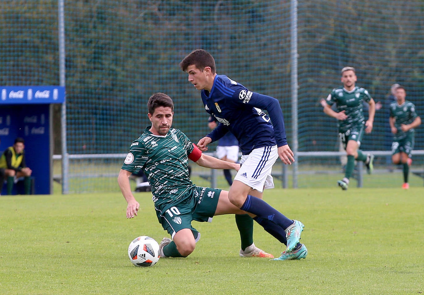 Fotos: Las mejores jugadas del Vetusta - Guijuelo