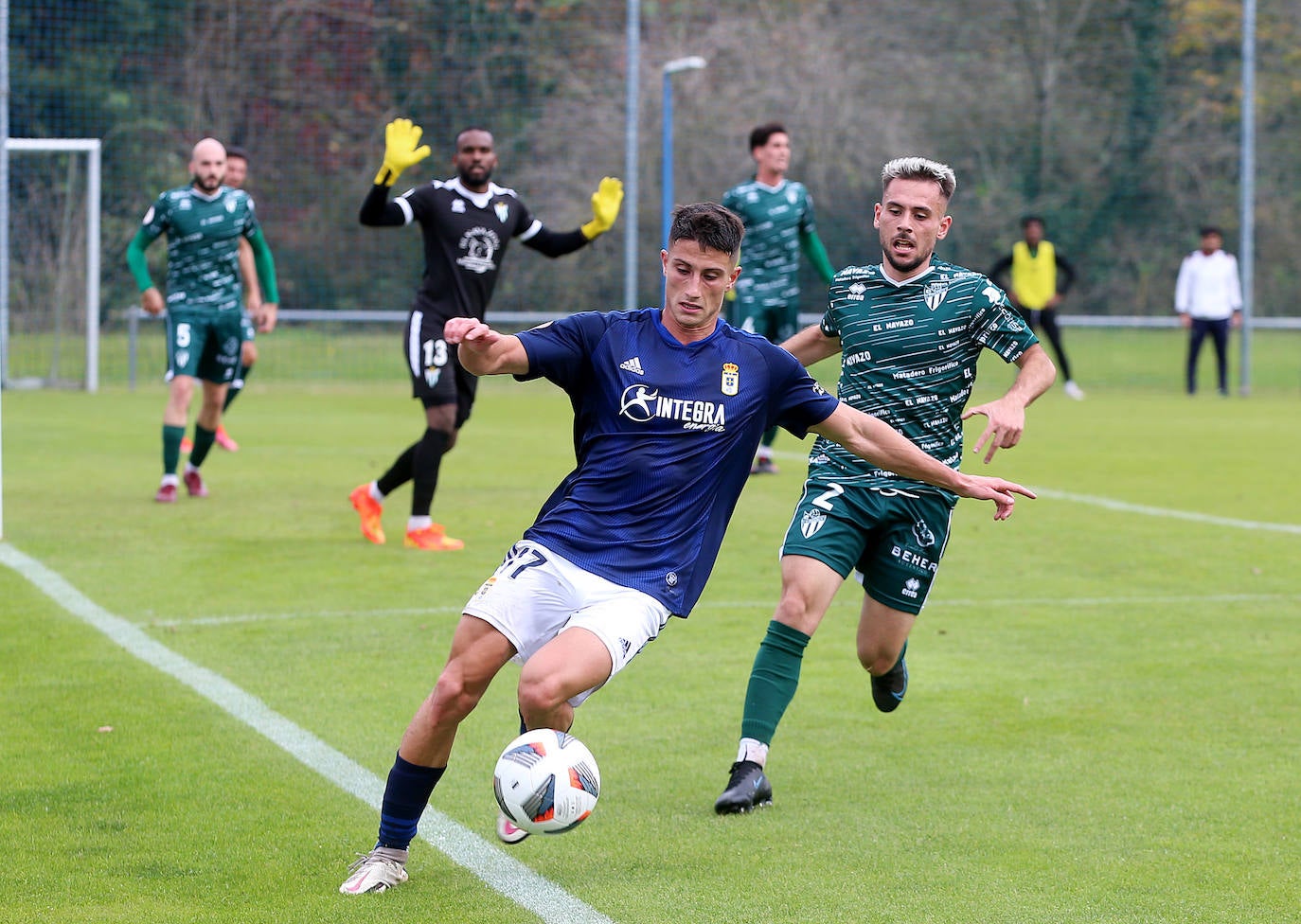 Fotos: Las mejores jugadas del Vetusta - Guijuelo