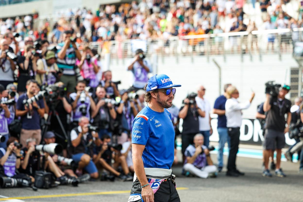 Fernando Alonso, durante la presentación de la carrera. 