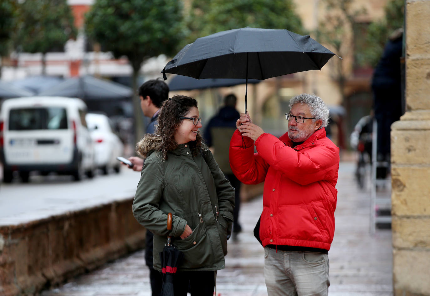 Fotos: El viento y el oleaje marcan el tiempo en Asturias