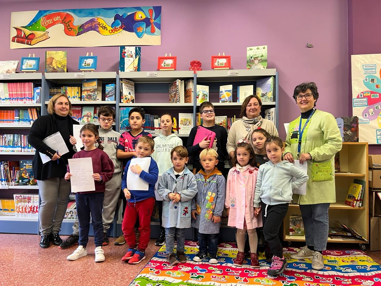 Alumnos del Colegio Xentiquina