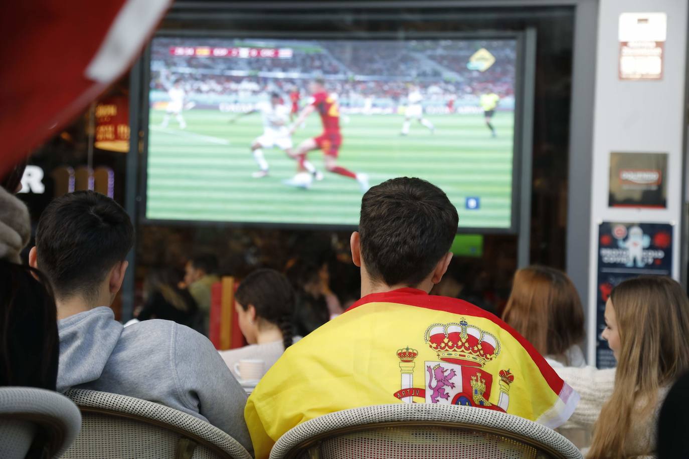 Fotos: Así se vivió en Asturias el debut de España en el Mundial