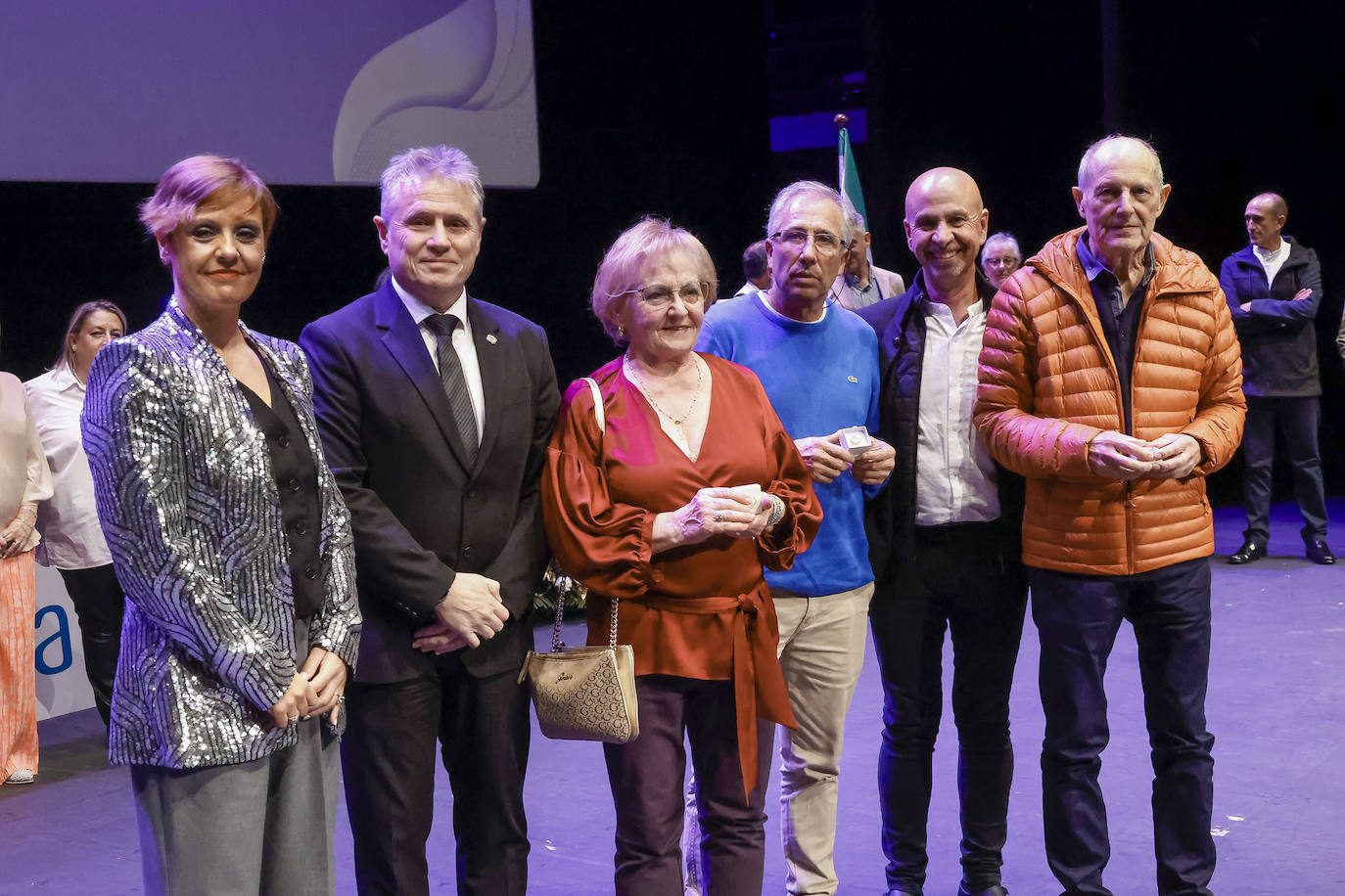 Fotos: El Santa Olaya evoca la figura de Josín en su gala