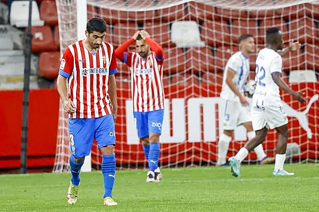 Tres goles al Sporting que restaron cinco puntos