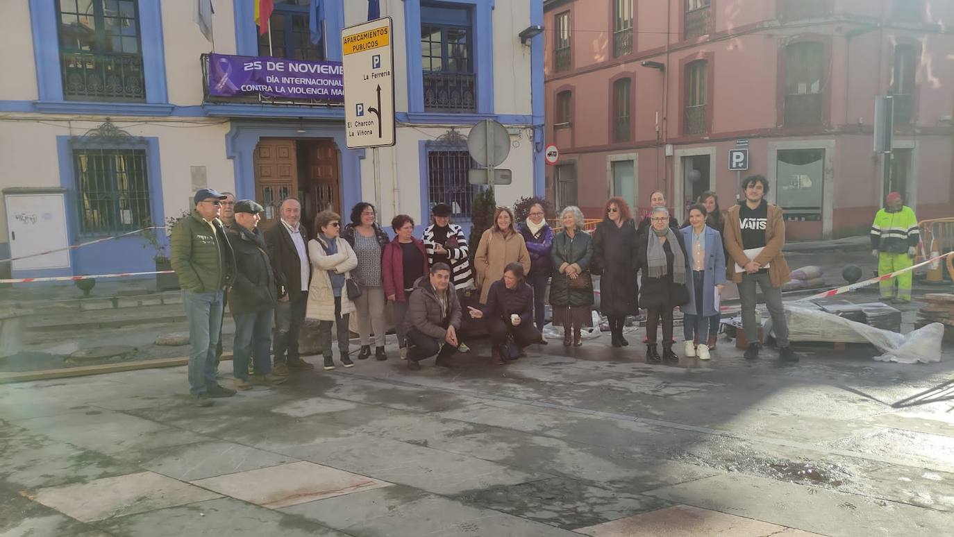 Fotos: Asturias se viste de morado contra la violencia de género