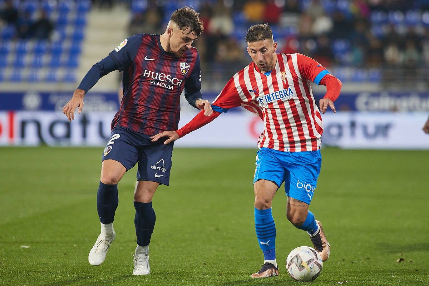Fotos: Las mejores jugadas del Huesca-Sporting