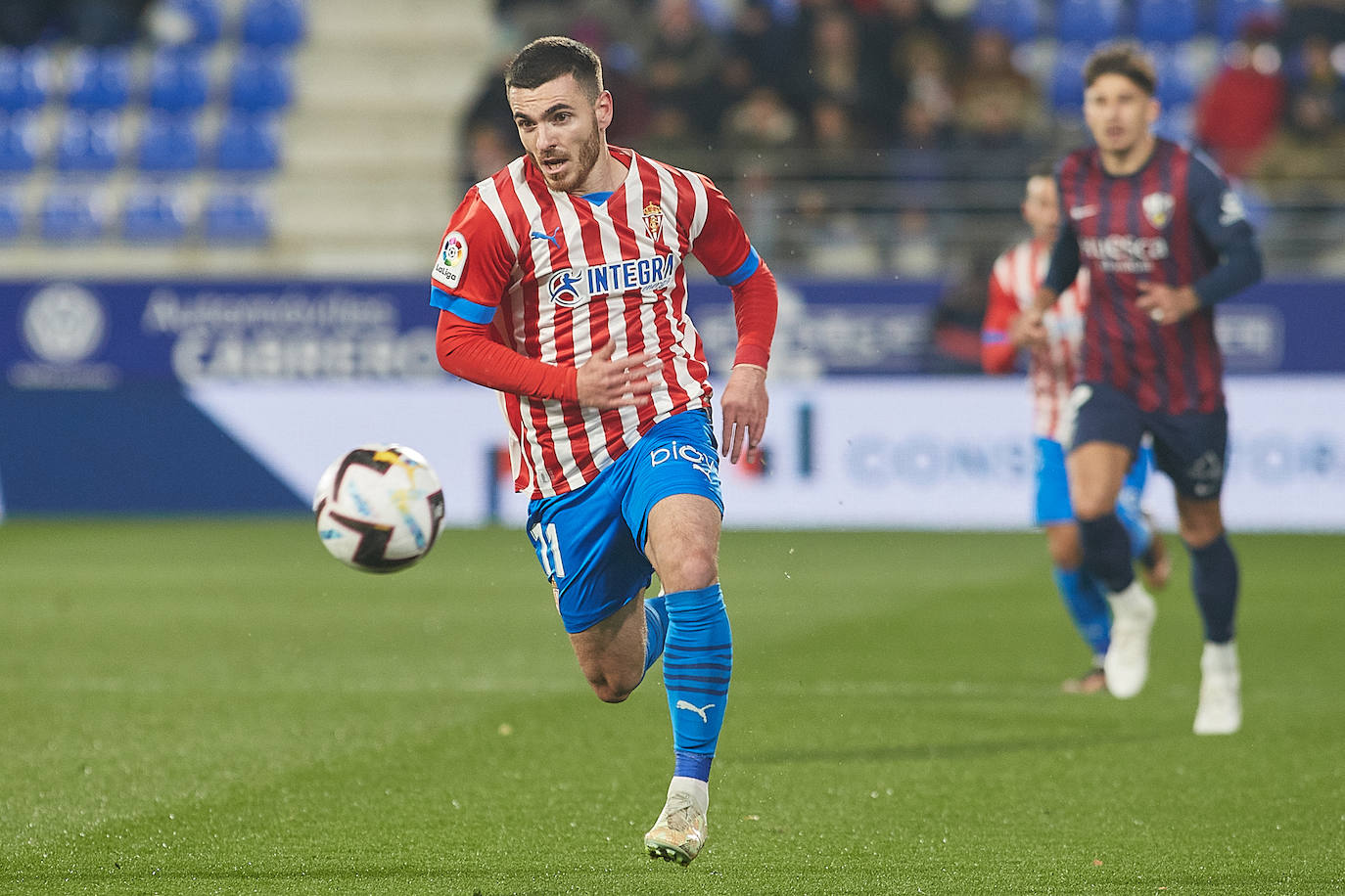 Fotos: Las mejores jugadas del Huesca-Sporting