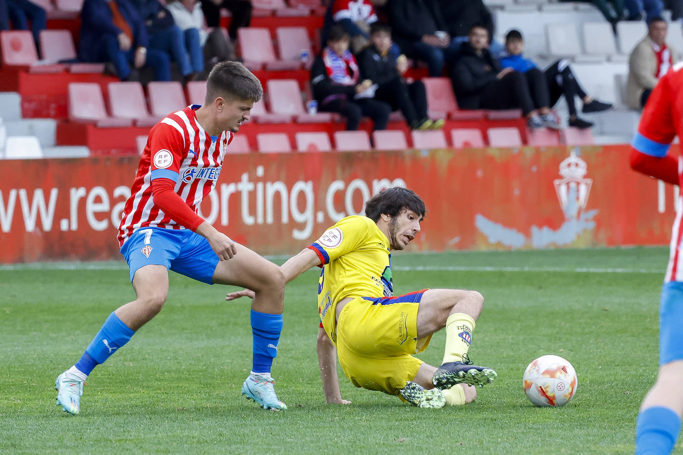 Fotos: Las mejores jugadas del Sporting B - Titánico