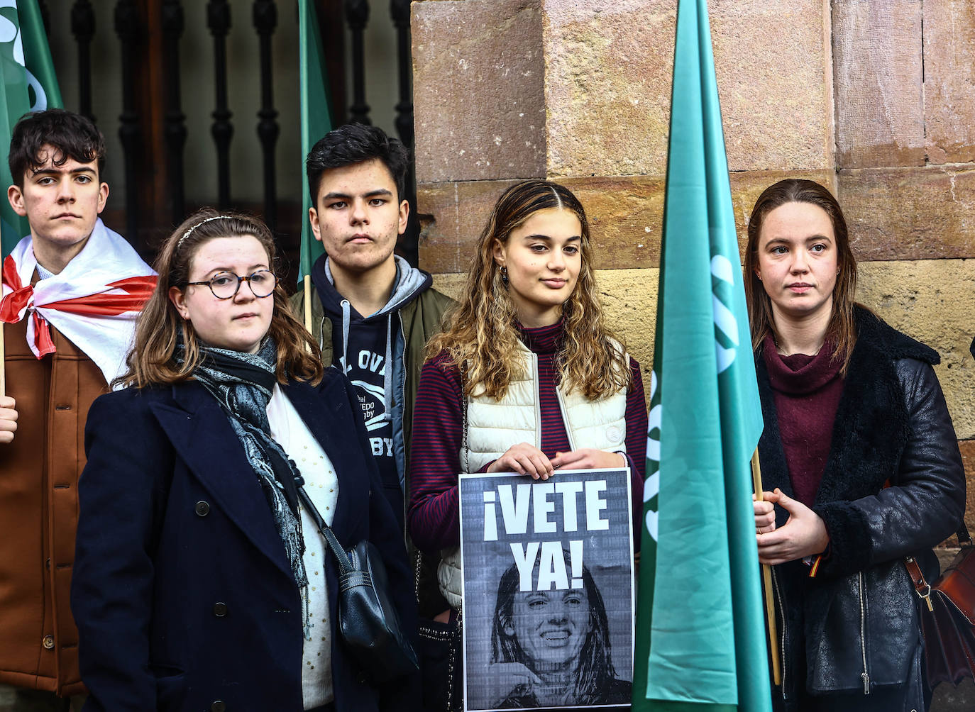 Fotos: Vox pide la dimisión de Sánchez: «Quiere una España arruinada y doblegada»