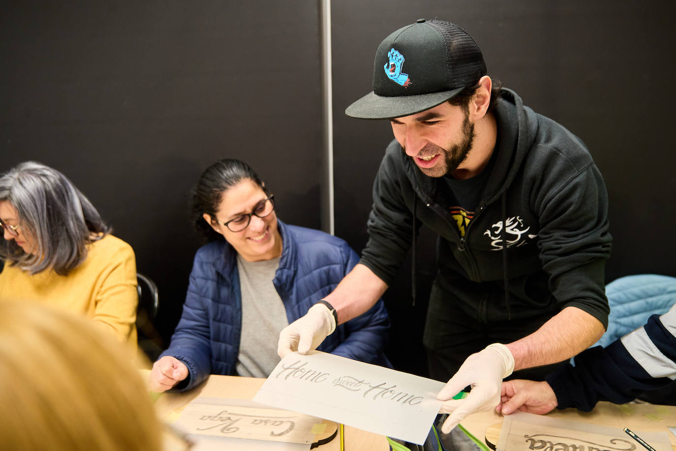 Fotos: La cultura ilumina la Noche Negra