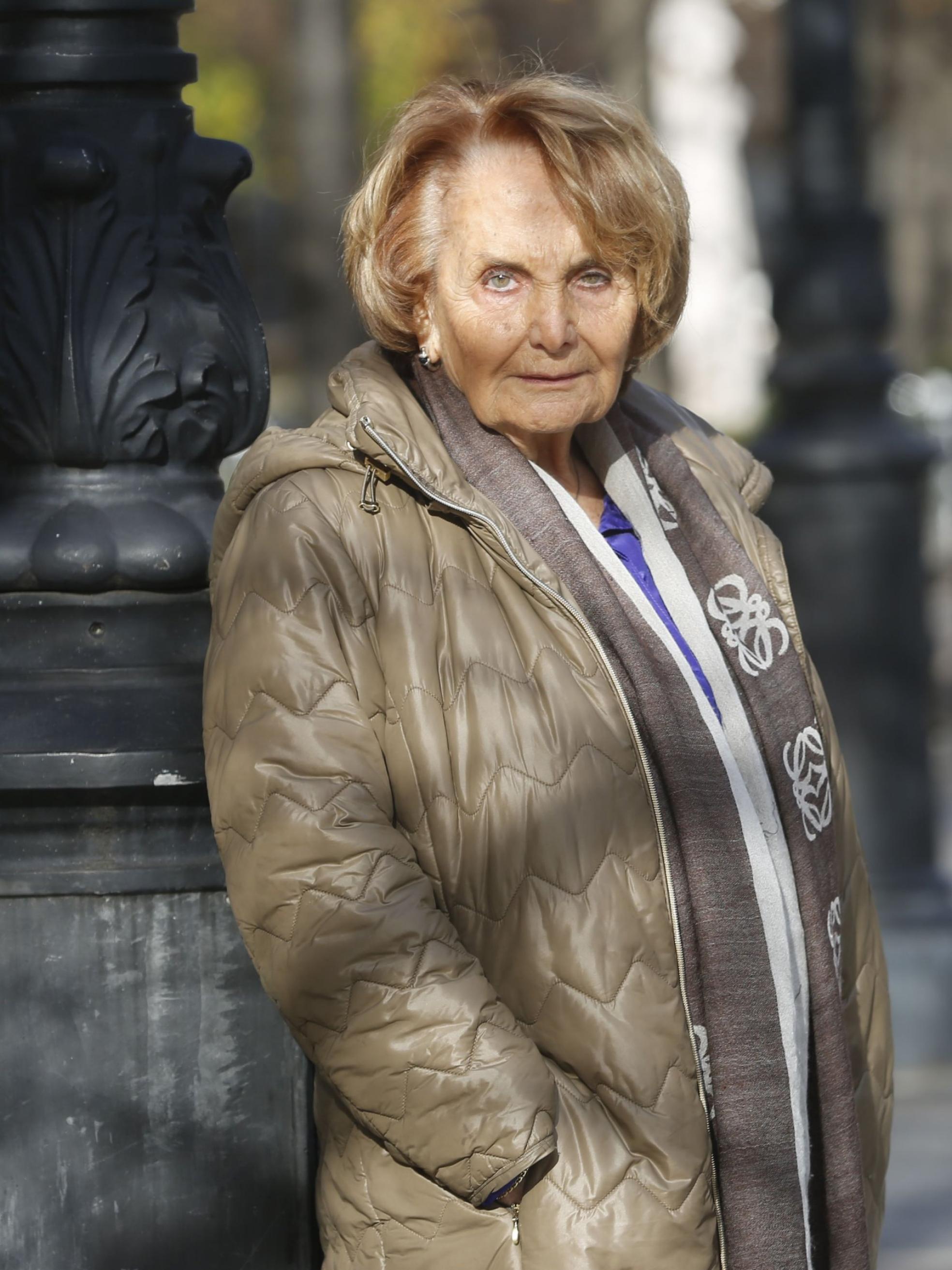 La exalcaldesa de Gijón Paz Fernández Felgueroso, en una imagen tomada en el Paseo de Begoña. 