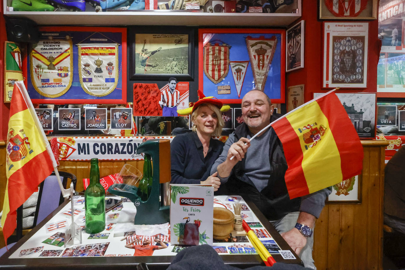 Fotos: Así se ha vivido el Japón - España desde Asturias