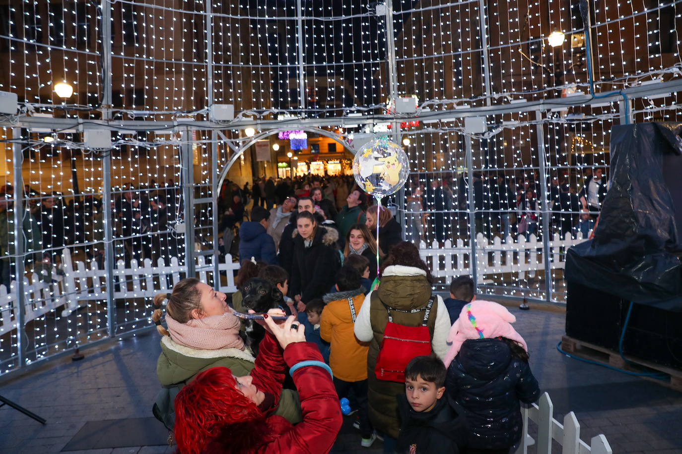 Fotos: Gijón estrena su alumbrado de Navidad más llamativo y deslumbrante