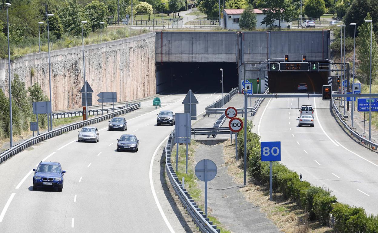 Tráfico en la Autovía del Cantábrico