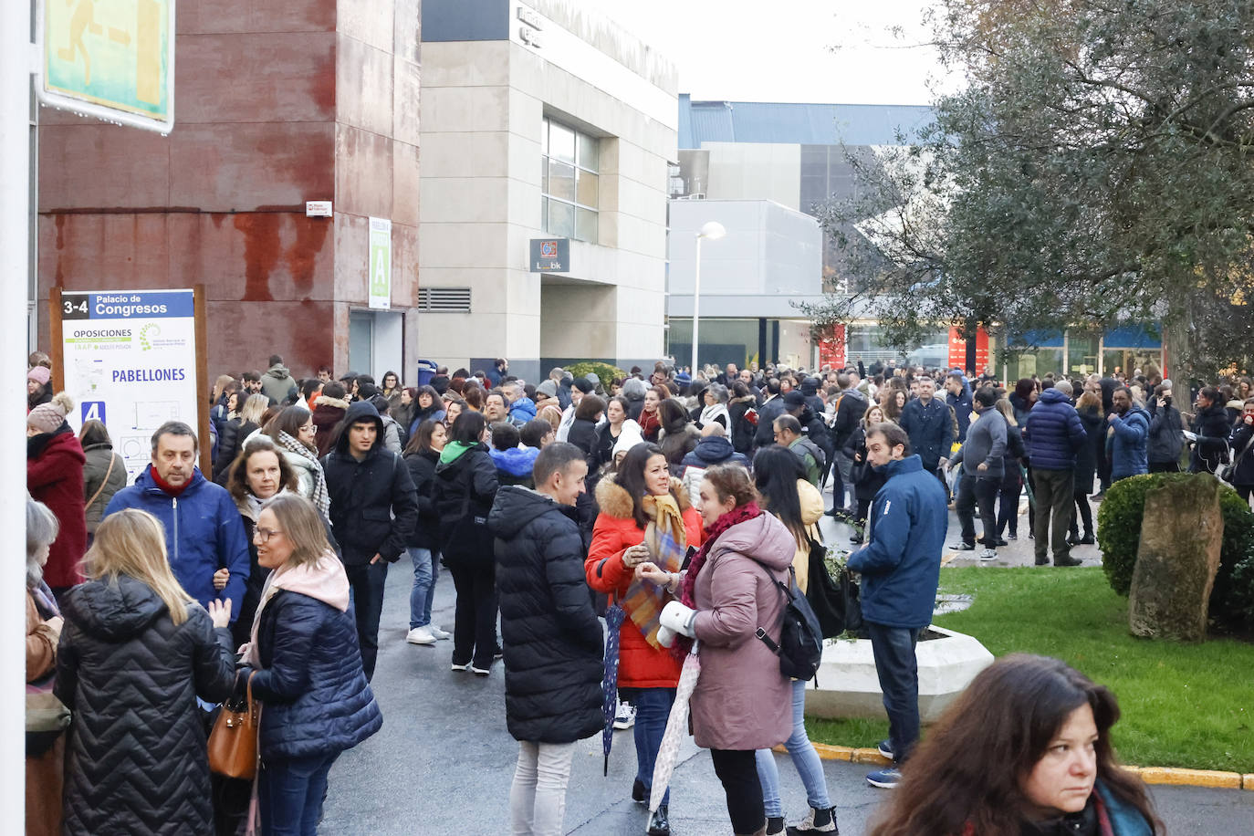 Fotos: Multitudinario proceso de empleo público en Gijón