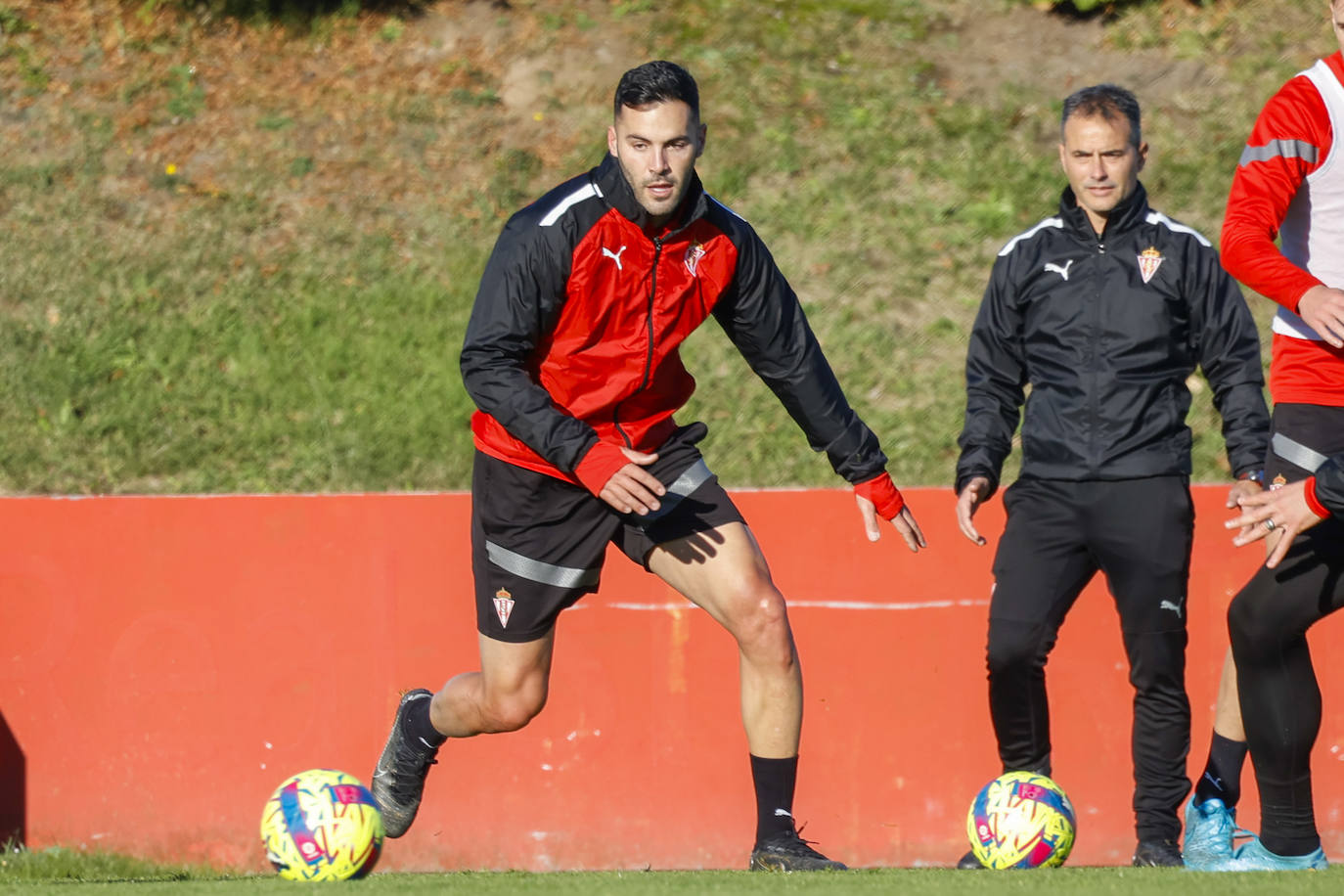 Fotos: Entrenamiento del Sporting (4/12/22)