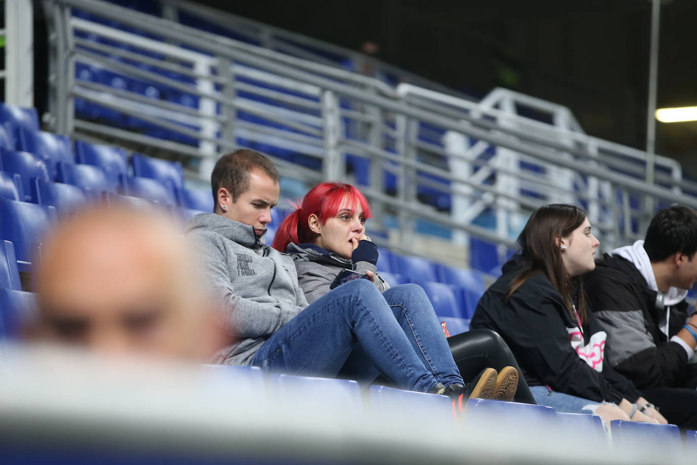 Fotos: ¿Estuviste en el Real Oviedo - Las Palmas? ¡Búscate!