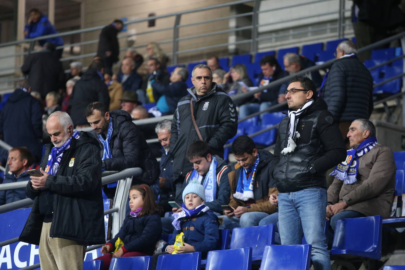 Fotos: ¿Estuviste en el Real Oviedo - Las Palmas? ¡Búscate!