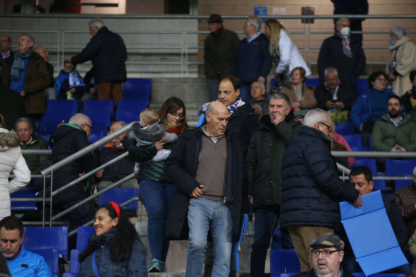 Fotos: ¿Estuviste en el Real Oviedo - Las Palmas? ¡Búscate!