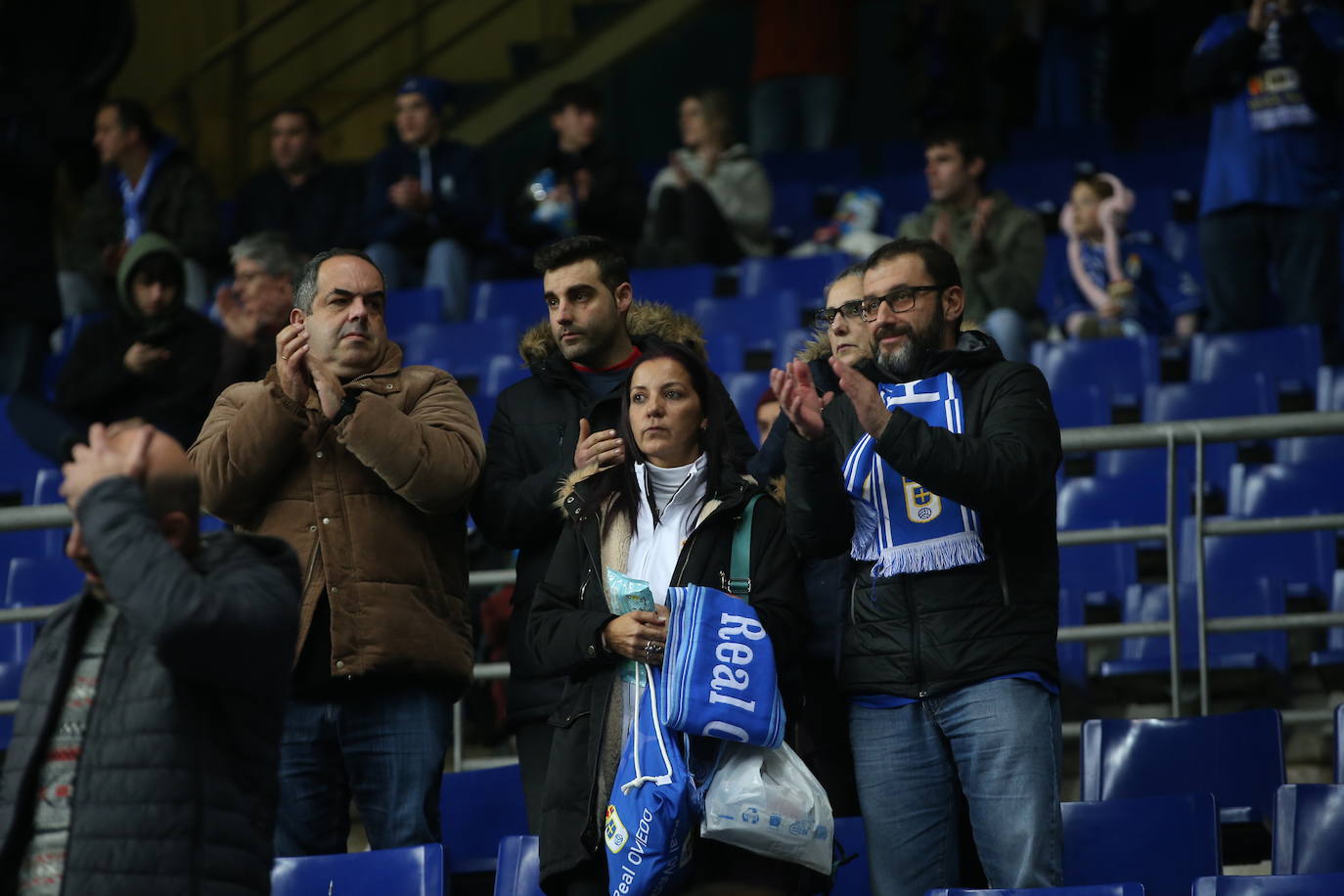 Fotos: ¿Estuviste en el Real Oviedo - Las Palmas? ¡Búscate!