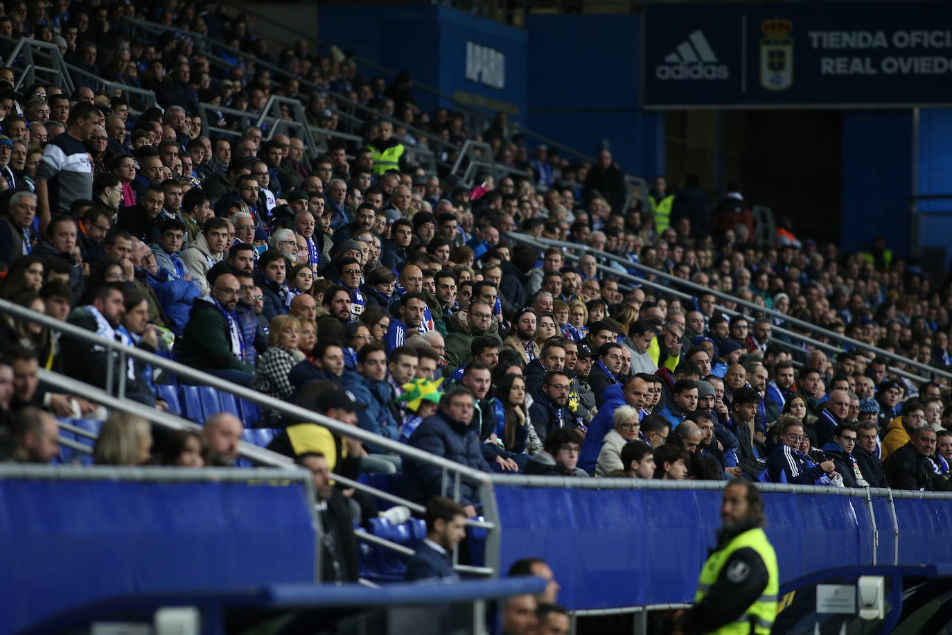 Fotos: ¿Estuviste en el Real Oviedo - Las Palmas? ¡Búscate!