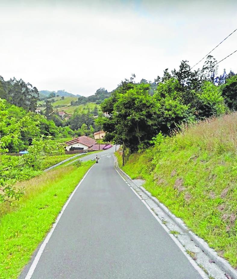 En la localidad de La Ferrería se repararán varios caminos rurales, algo que se repetirá en otras zonas del concejo. 