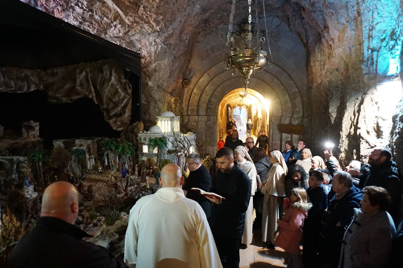 Fotos: Belenes detallistas en el Santuario de Covadonga