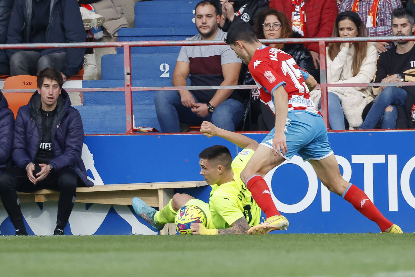 Fotos: Las mejores jugadas del Lugo 0-1 Sporting