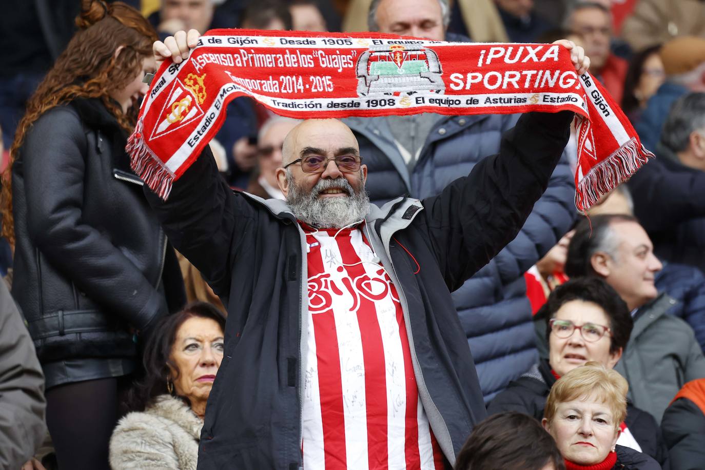 Fotos: ¿Estuviste en el Sporting-Cartagena?¡Búscate en El Molinón!