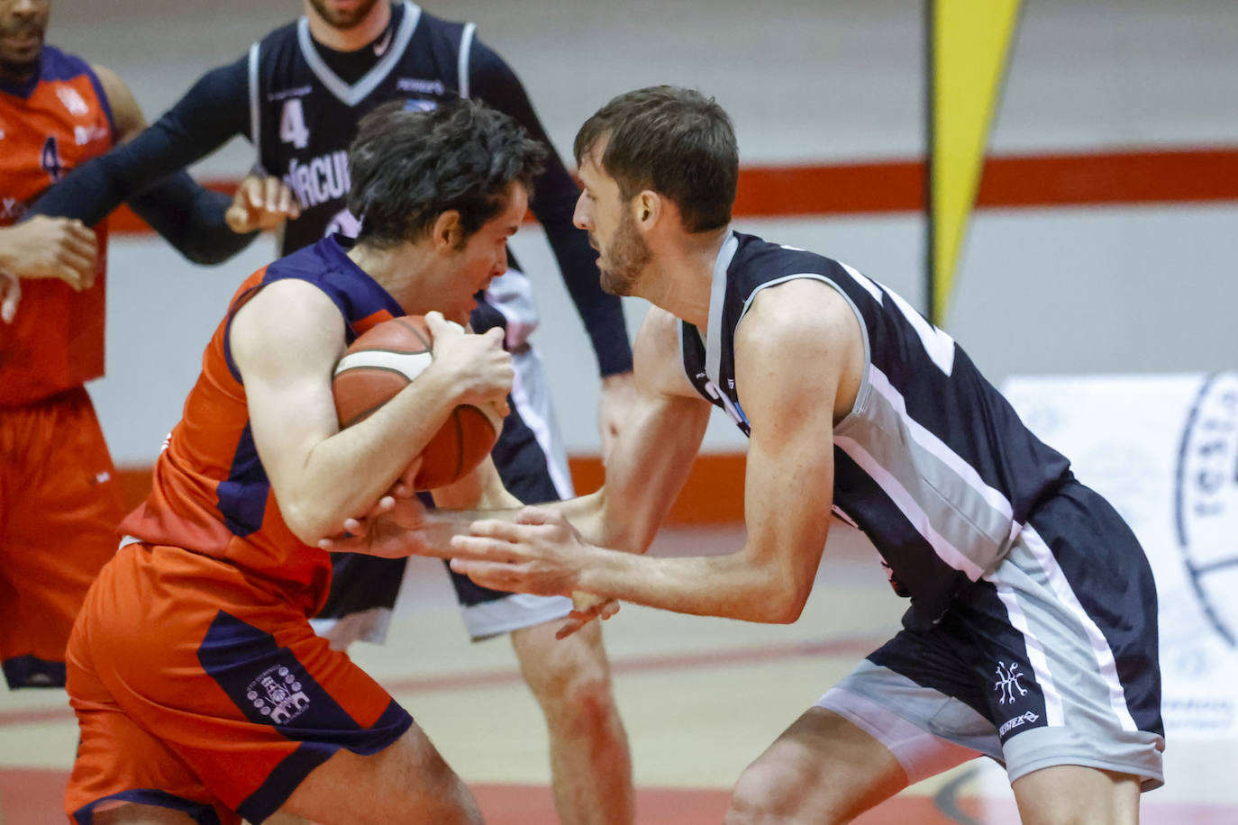 Fotos: El Círculo aplasta al Santo Domingo