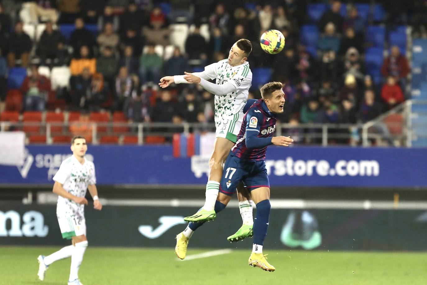 Fotos: Las mejores jugadas del Eibar - Real Oviedo