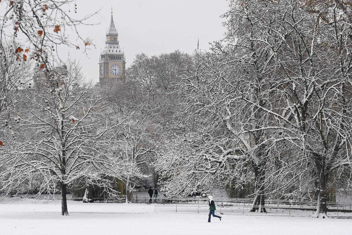 Fotos: Un temporal de nieve paraliza el Reino Unido