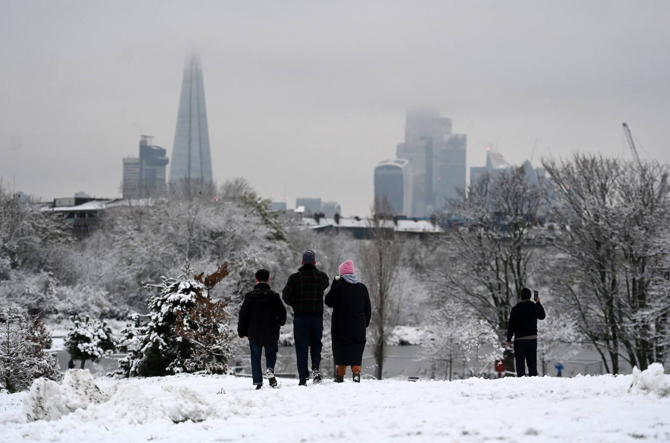 Fotos: Un temporal de nieve paraliza el Reino Unido