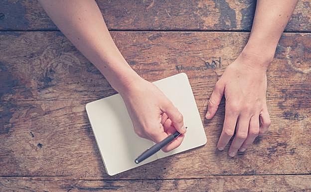 Escrubir los problemas los sacará de la mente