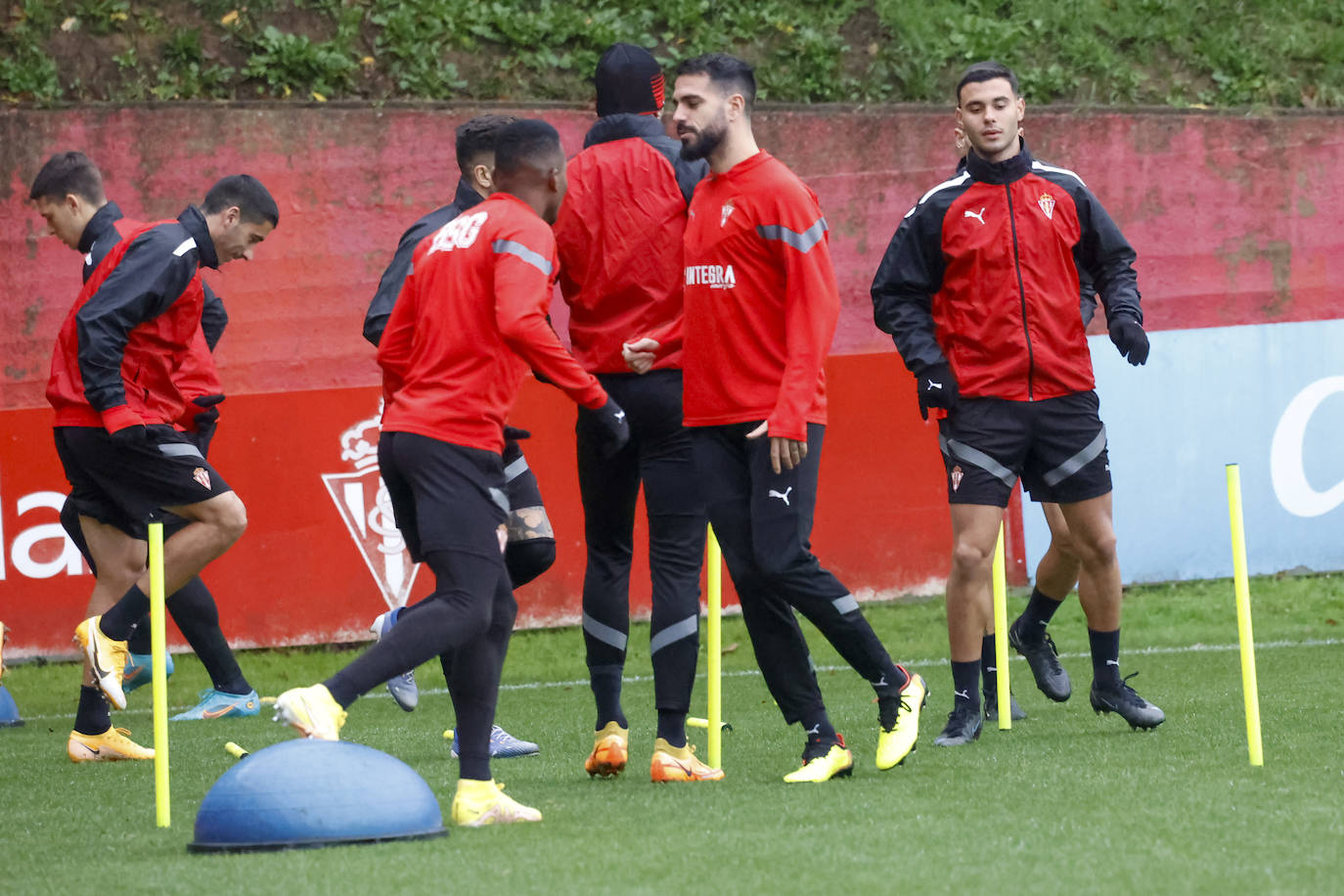 Fotos: Entrenamiento del Sporting (16/12/2022)