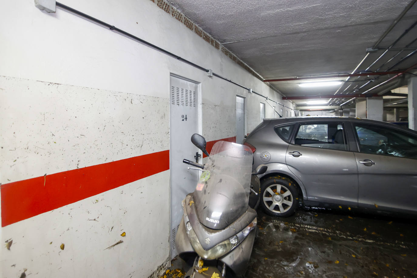 Fotos: Las fuertes lluvias causan incidentes en Gijón